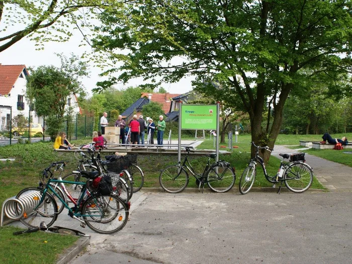 Fahrradparkplatz an der Kneipp-Anlage Ledde